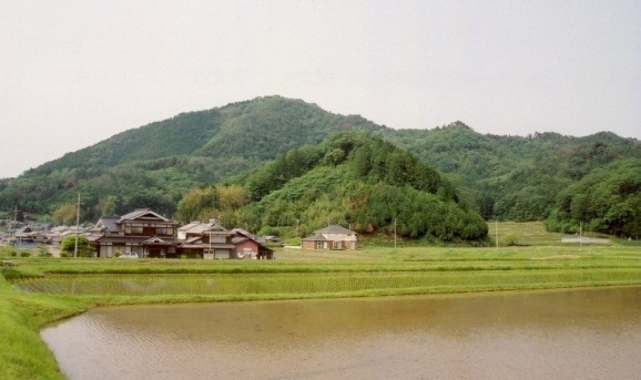 八上城跡