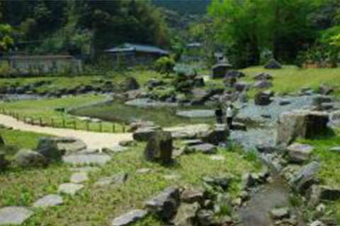 旧金石城庭園