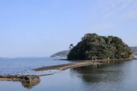 内海湾・小島神社
