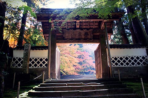 殿町総門（永明寺山門）